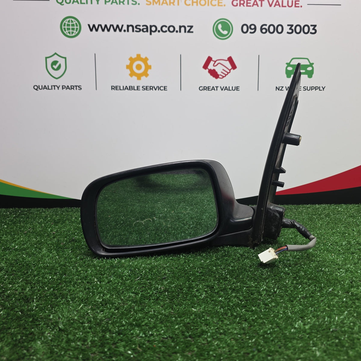 2006 Used Toyota Wish - Left Door Mirror PN: 8794068030/ 5 Wires