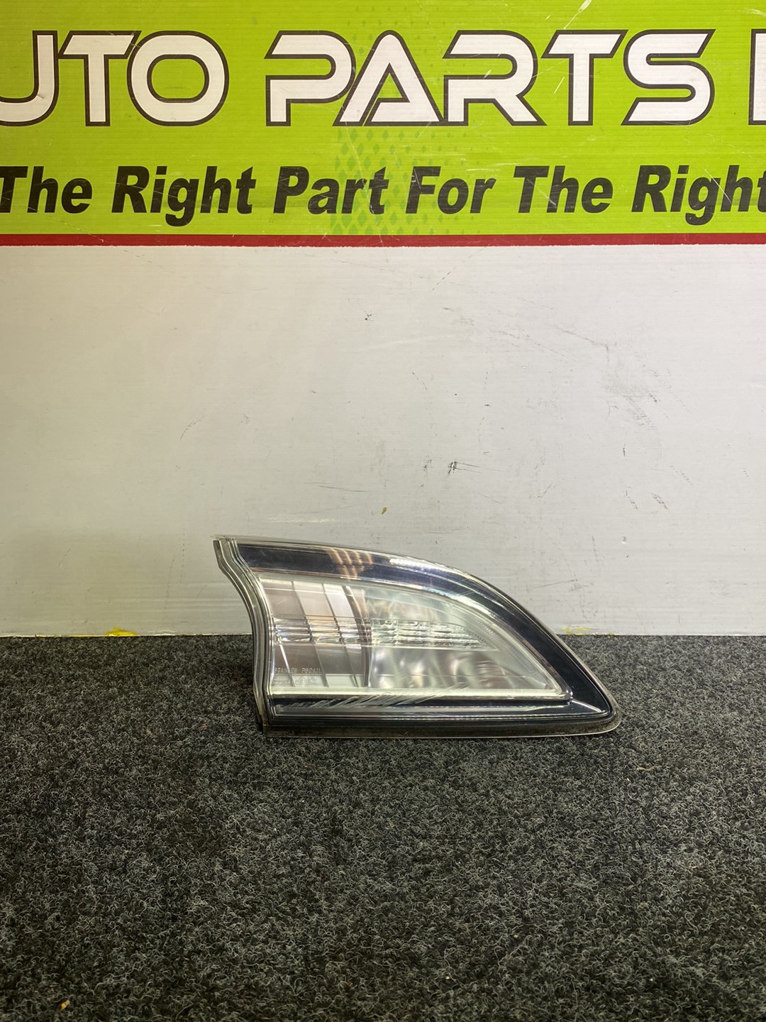 2011 Mazda Axela - Left Tailgate Light