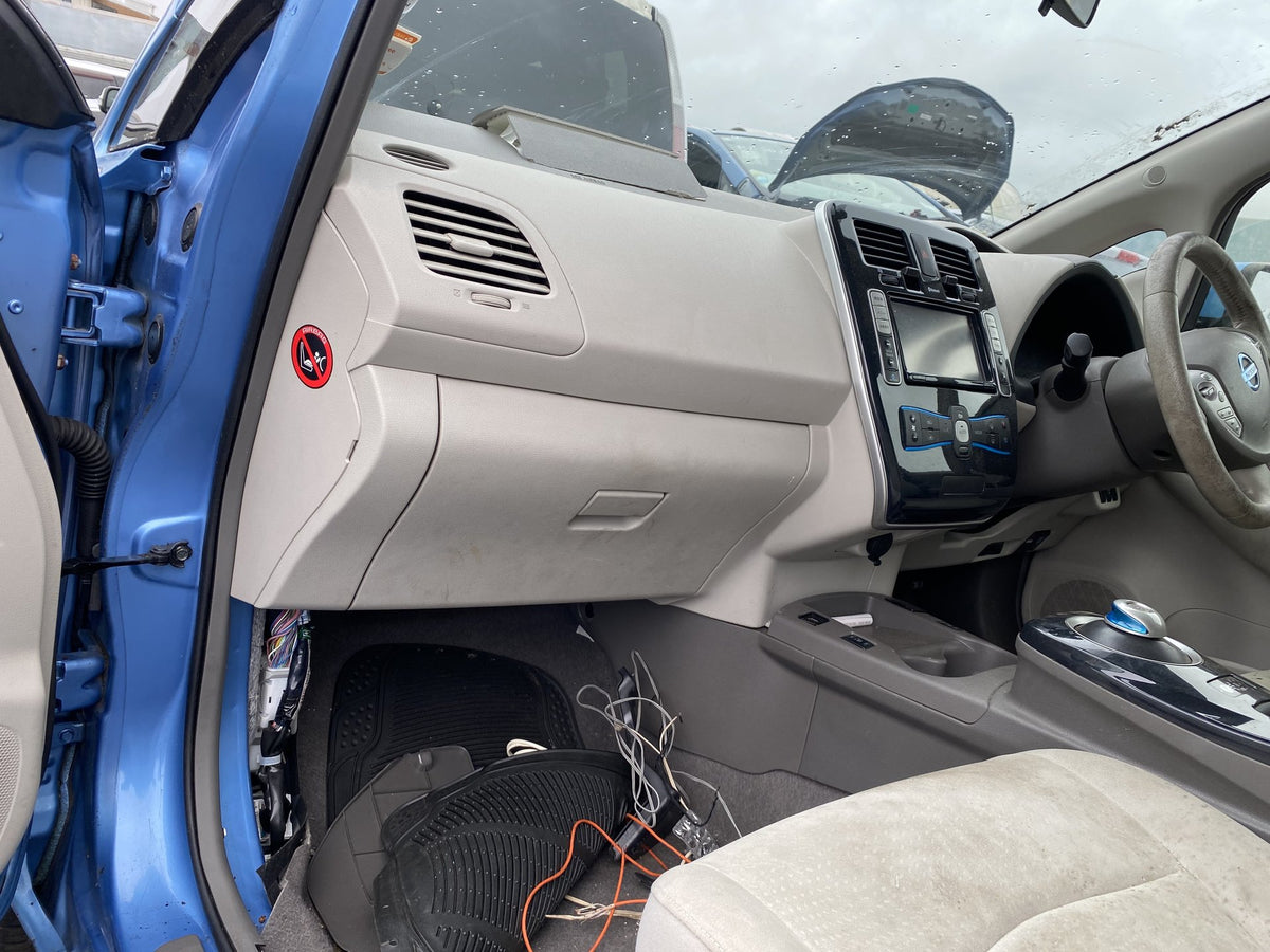 2012 Nissan Leaf Electric ZE0 Dismantling For Parts