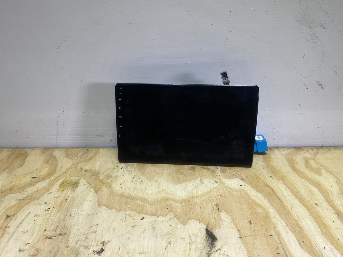 - Stereo Head Unit PN: after market