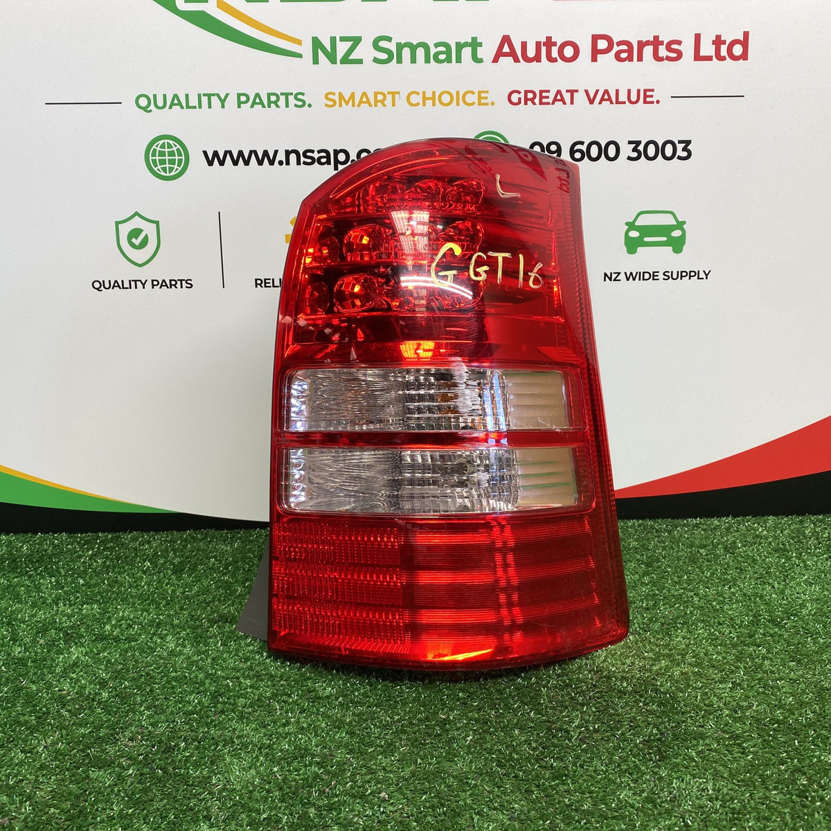 2003 Used Toyota Wish - Right Taillight PN: ICHIKOH 68-3