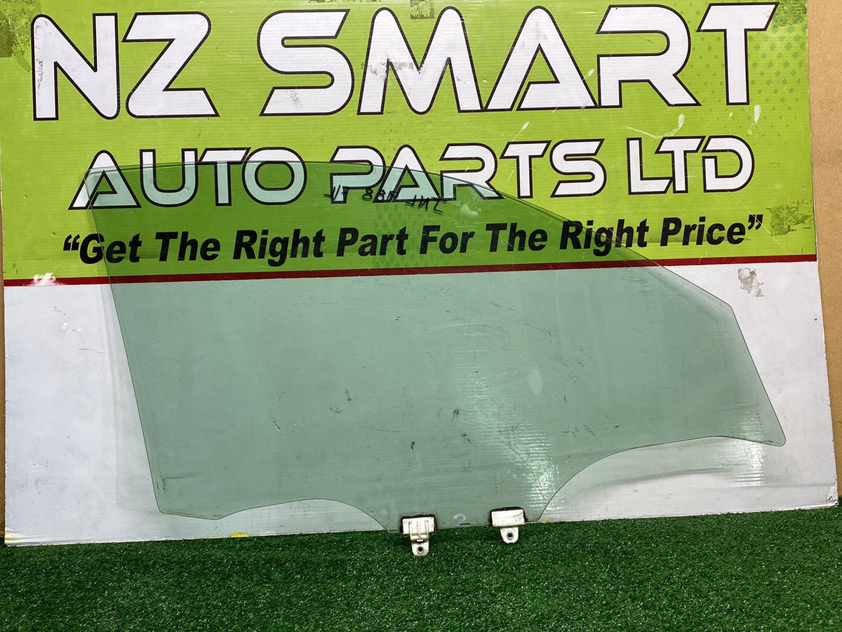 2010 Nissan March - Left Front Door Glass PN: M2E2