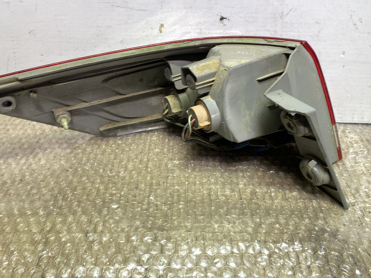 2008 Honda Odyssey- Right Taillight PN: see photos