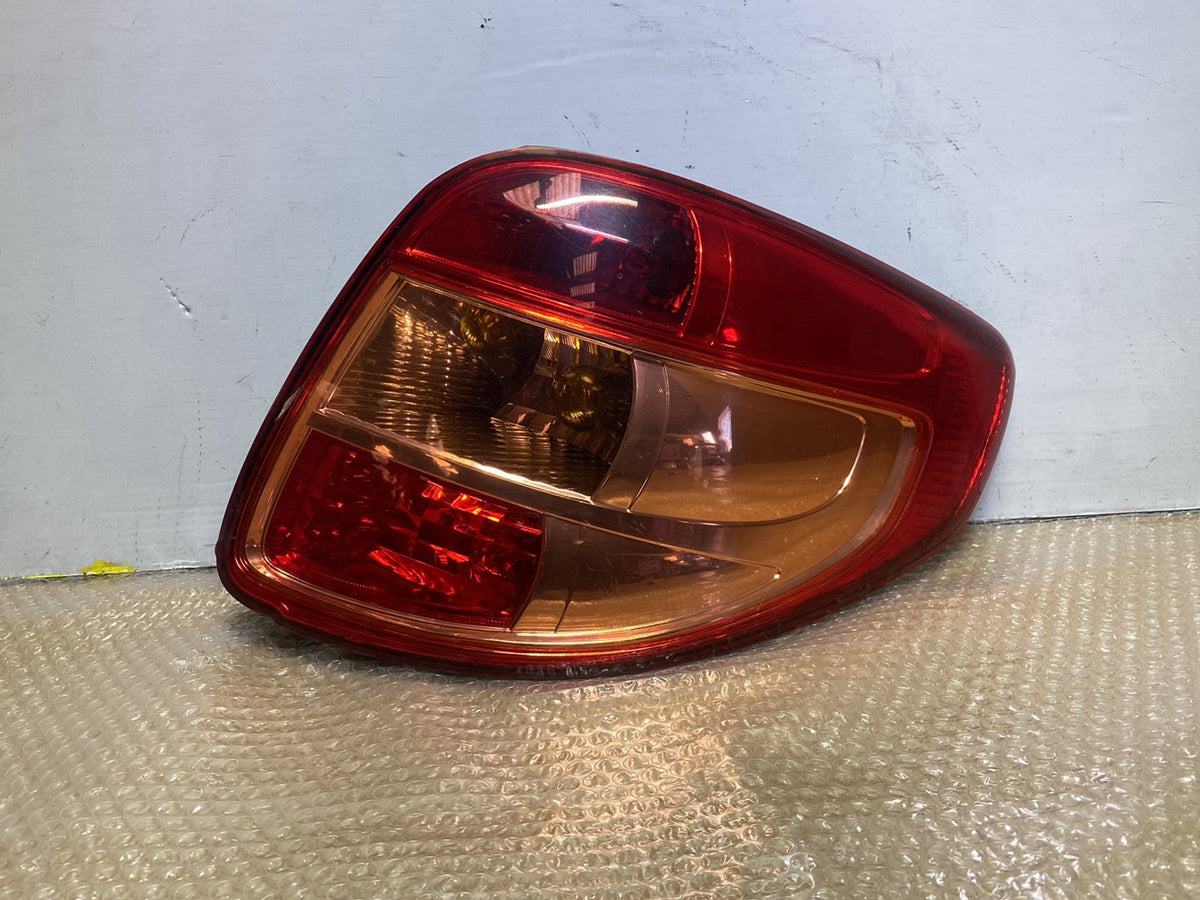 2009 Suzuki SX4 - Right Taillight PN: see photos