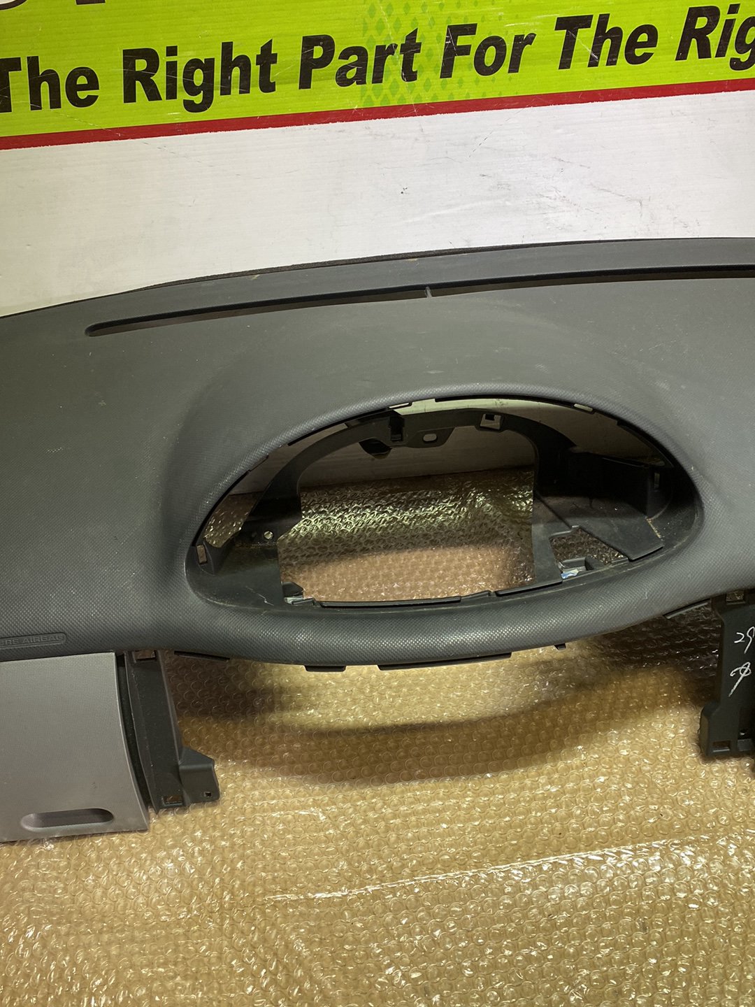 2006 Used Toyota Sienta - Dash Assembly PN: see photos