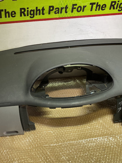 2006 Used Toyota Sienta - Dash Assembly PN: see photos