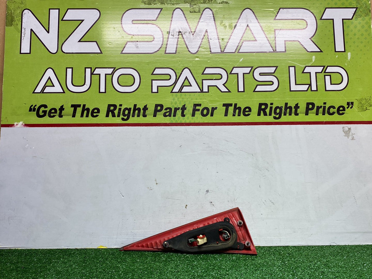 2002 Used Toyota Caldina - Right Boot Light PN: 21-58