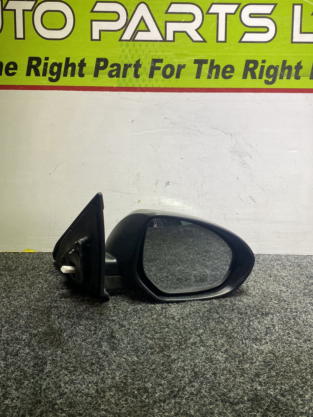 2012 Mazda Axela BLFFP- Left Door Mirror PN: 7 wires