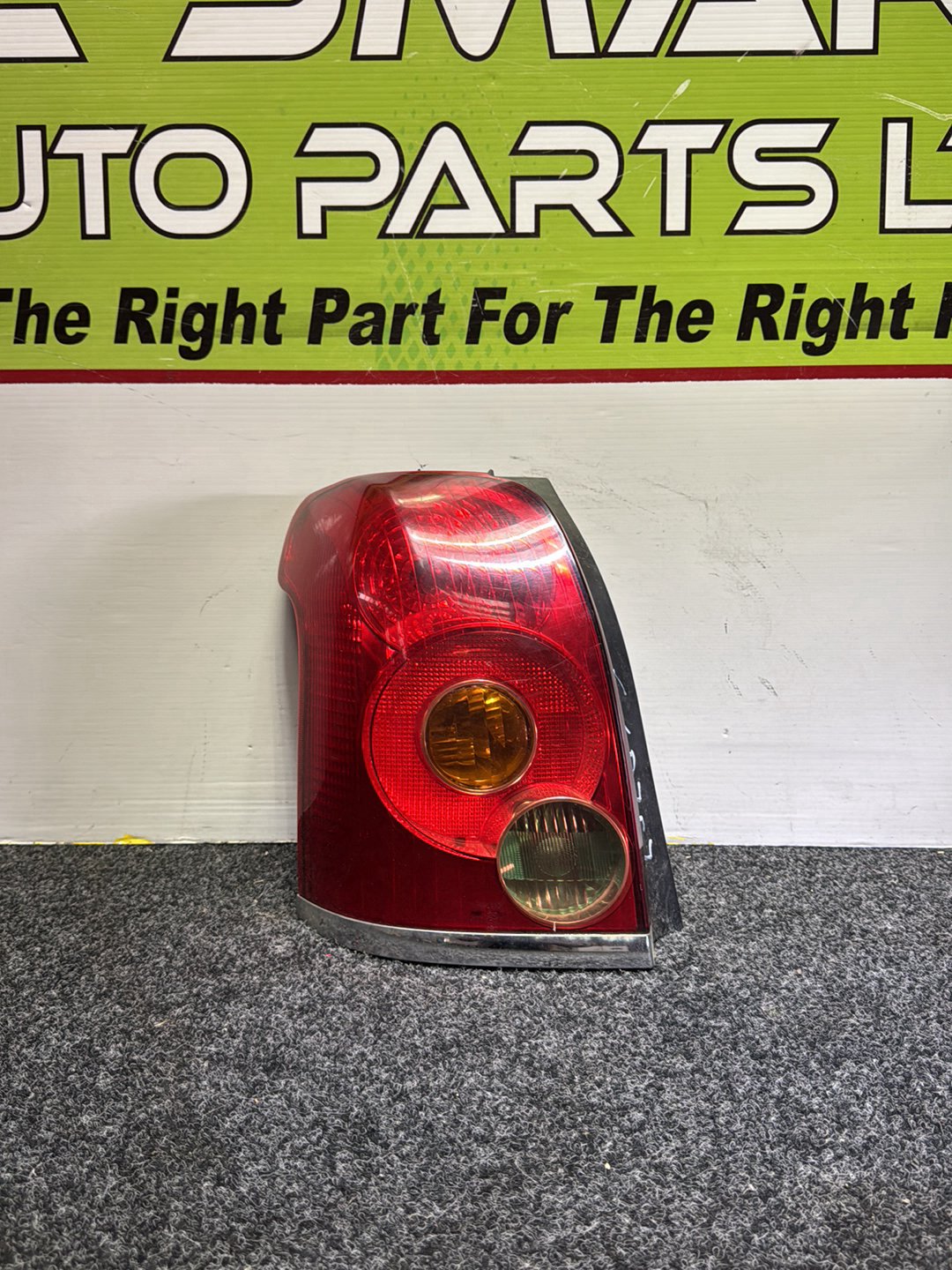 2003 Used Toyota Avensis - Left Taillight PN: KOITO 05-50