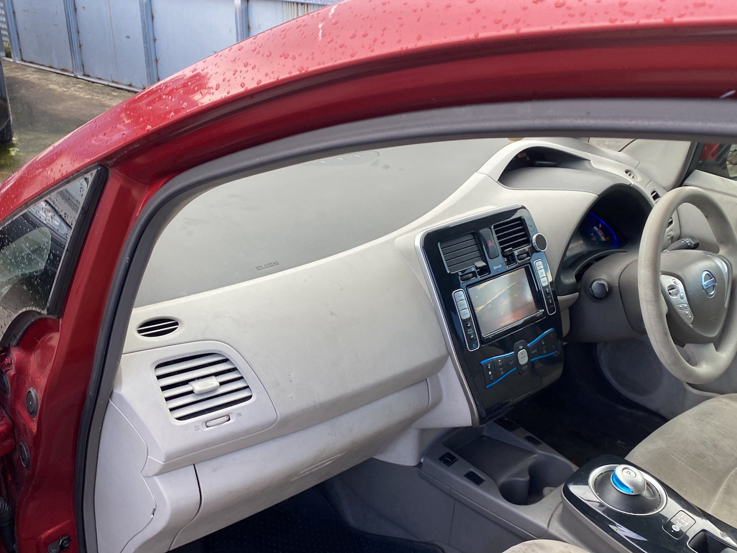 2011 Nissan Leaf ZE0  Dismantling For Parts