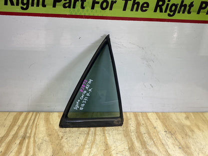 1999 Toyota Carib AE114 - Right Rear Quarter Door Glass
