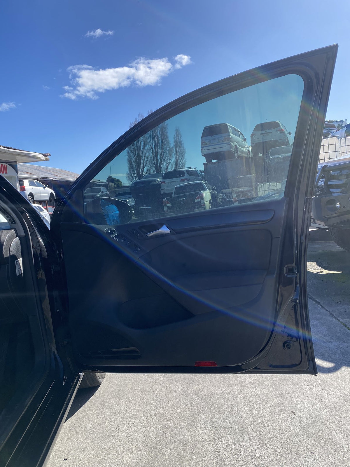 2009 Volkswagen Golf TSi WVWZZZ1KZ9P451017  Dismantling For Parts