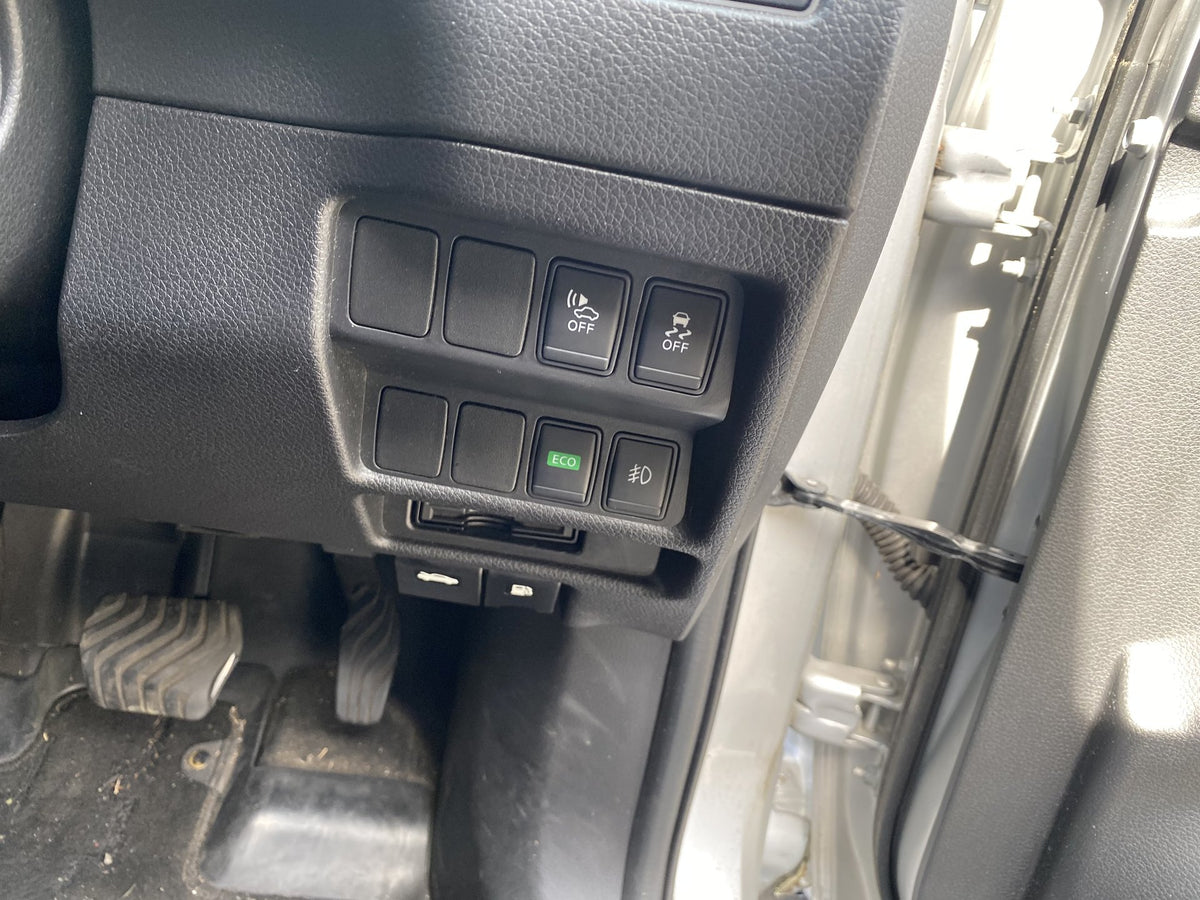 2015 Nissan X-Trail Hybrid All-Mode HT32 Dismantling For Parts - Dismantling For Parts