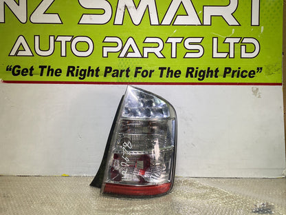 2006 Toyota Prius- Right Taillight PN: 8155147080
