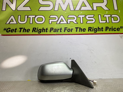 2005 Mazda Axela - Right Door Mirror/ PN: 5 wires