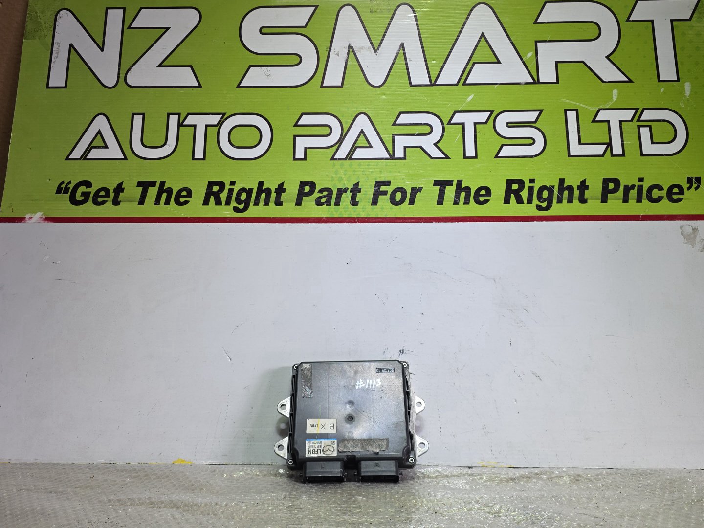 2009 Mazda Axela BLEFW- Engine ECU PN: LFBN18881F