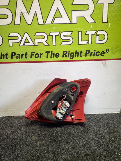 2005 Toyota Vitz- Left Taillight