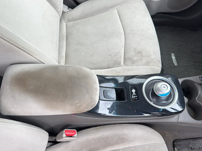 2012 Nissan Leaf ZE0  Dismantling For Parts
