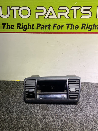 2006 Subaru Legacy - Dash Air Vent Centre