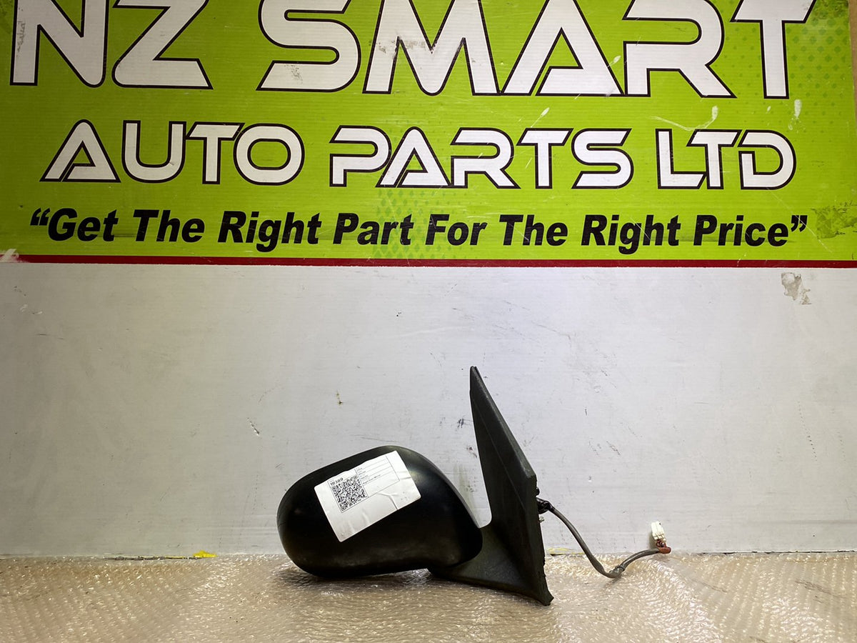 2009 Mazda Familia VY12 - Right Door Mirror PN: 5 wires