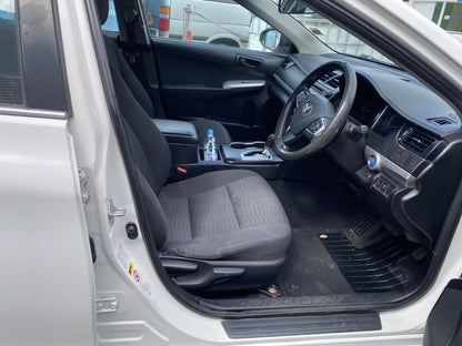 2016 Toyota Camry Hybrid H Dismantling For Parts
