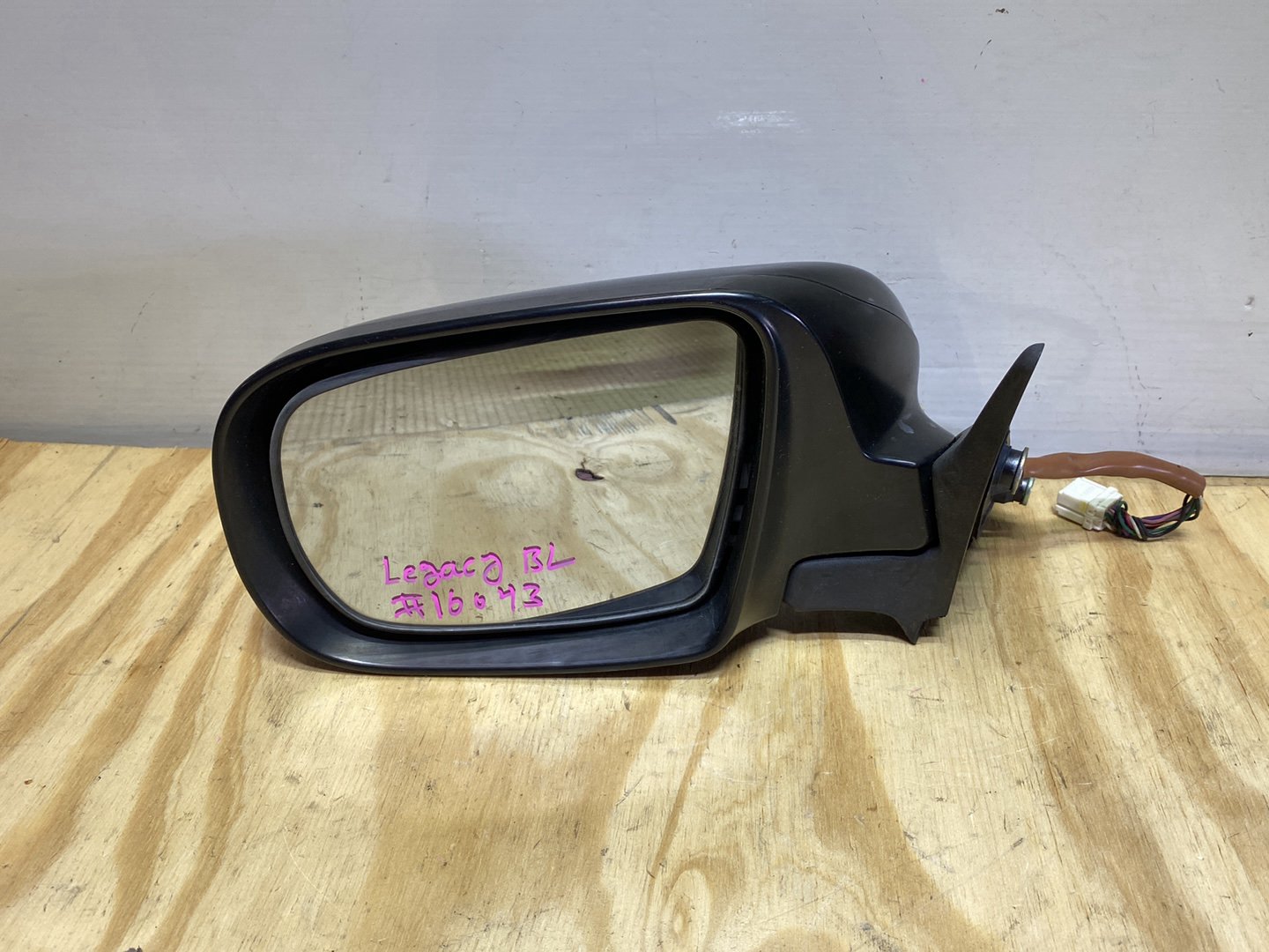 2004 Subaru Legacy BL5 - Left Door Mirror PN: 10 wires