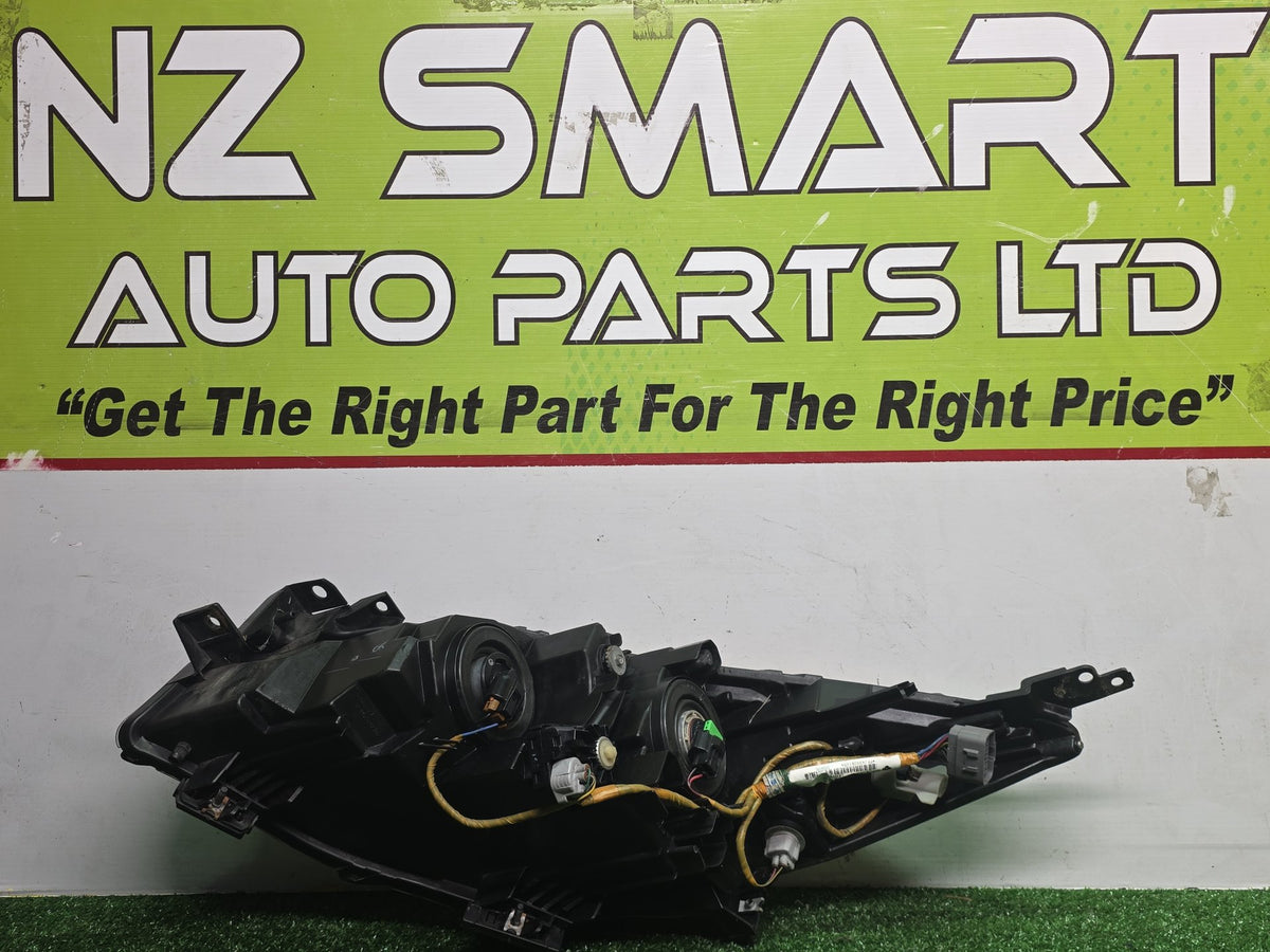 2011 Mazda Axela BLFFW - Right Headlight PN: KOITO 100-41343