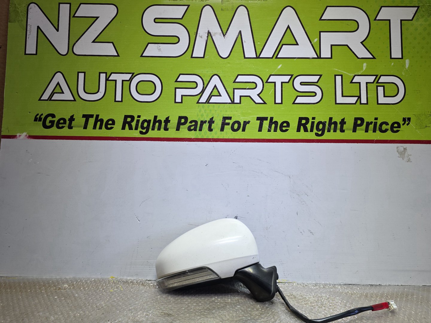 2012 Used Toyota Prius- Right Door Mirror PN: 7 wires
