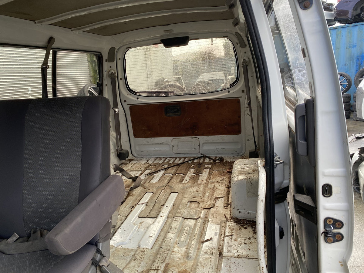 2011 Nissan Caravan SGE25 Dismantling For Parts