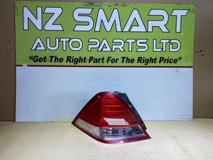2004 Honda Odyssey RB1 - Left Taillight PN: P3882