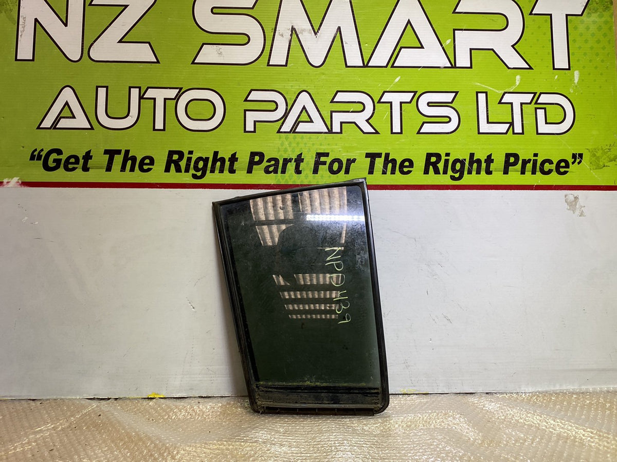 2008 Nissan Tiida- Right Rear Quarter Door Glass PN: M31G8