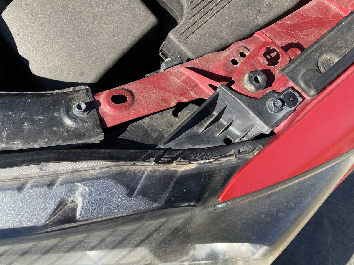 2012 Mazda CX-5  Dismantling For Parts