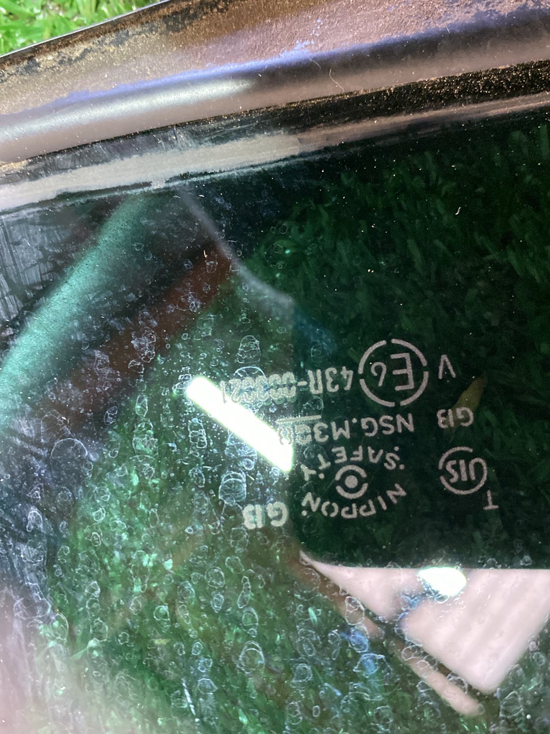 2013 Nissan Lafesta - Right Rear Quarter Door Glass PN: 82300HA00B Tint M308