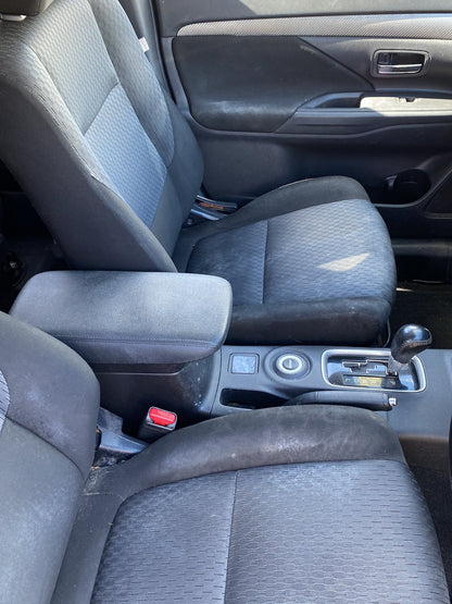 2013, Mitsubishi, Outlander, LS Dismantling For Parts
