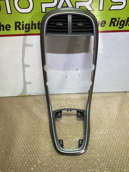 2005 Suzuki Swift - Centre Console PN: see photos