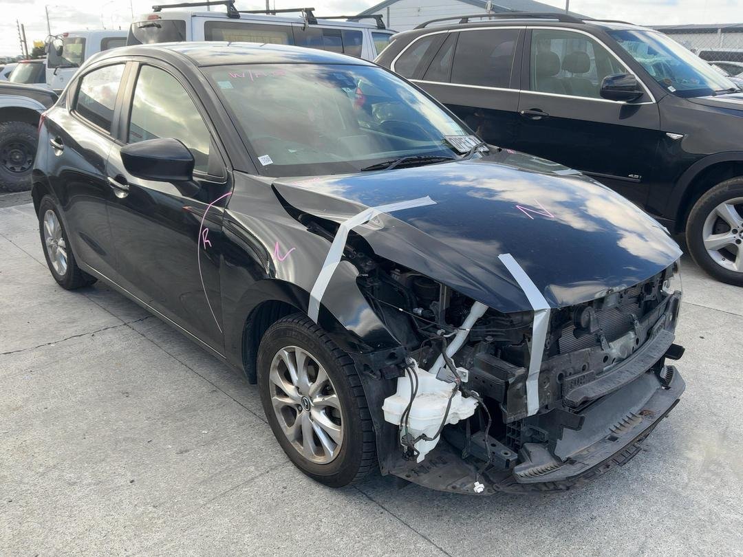 2015 Mazda Demio DJ3FS  Dismantling For Parts