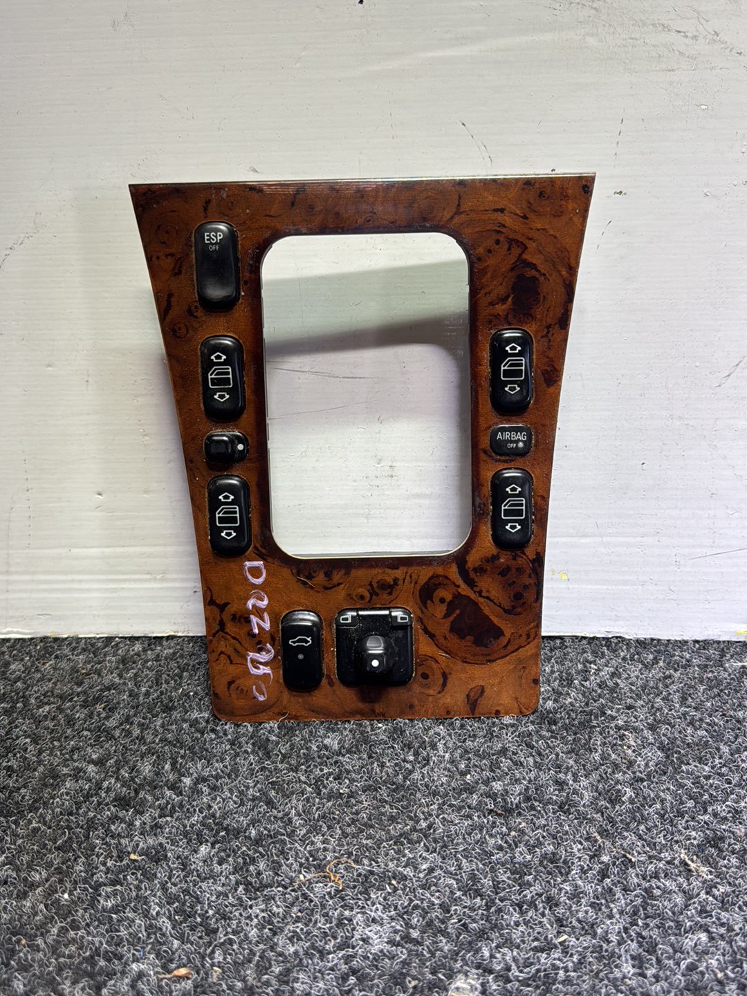 2000 Mercedes-Benz 200 - Gearshift Surround/Trim