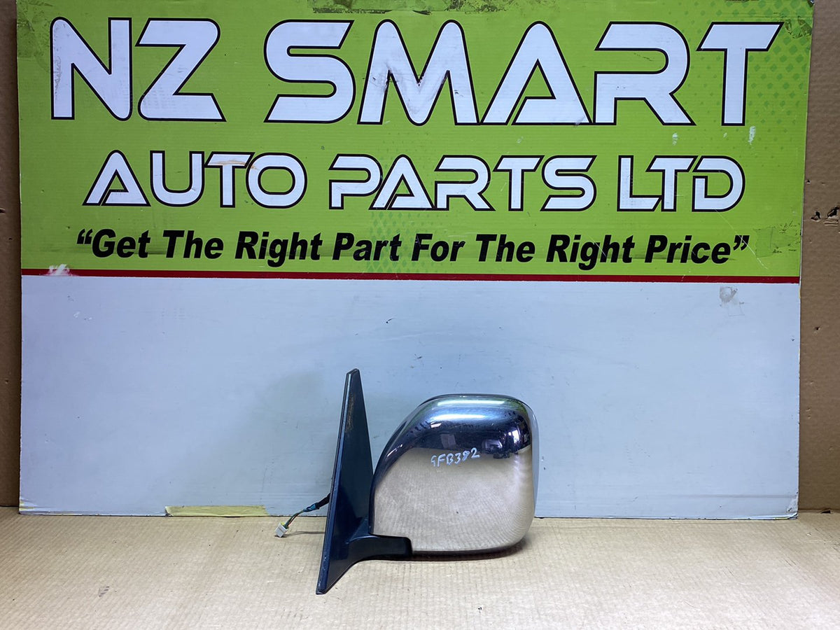 2001 Mitsubishi Pajero V75W - Left Door Mirror PN: 5 wires