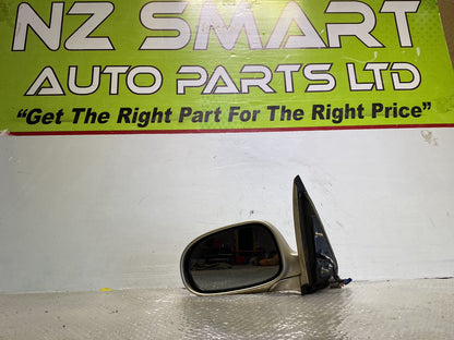 2004 Nissan Bluebird- Left Door Mirror PN: 5 wires