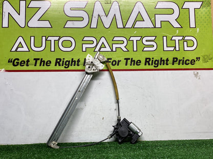 2007 Mazda Verisa - Right Front Window Regulator/Motor PN: GJ6A5958XF