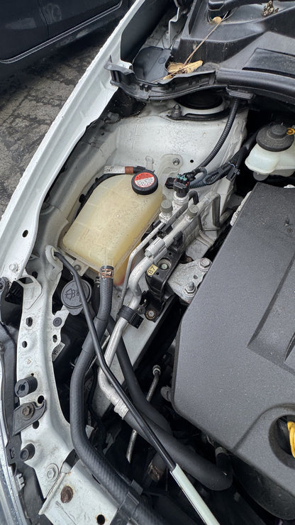 2016 Toyota Corolla  Dismantling For Parts