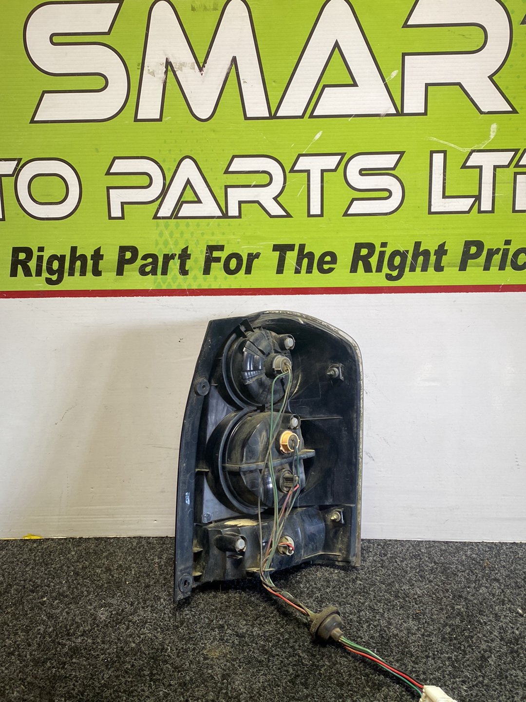 2005 Mazda MPV- Left Taillight