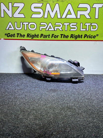 2010 Mazda Axela - Right Headlight Manual Adjust / Non Hid / Koito 100-41343