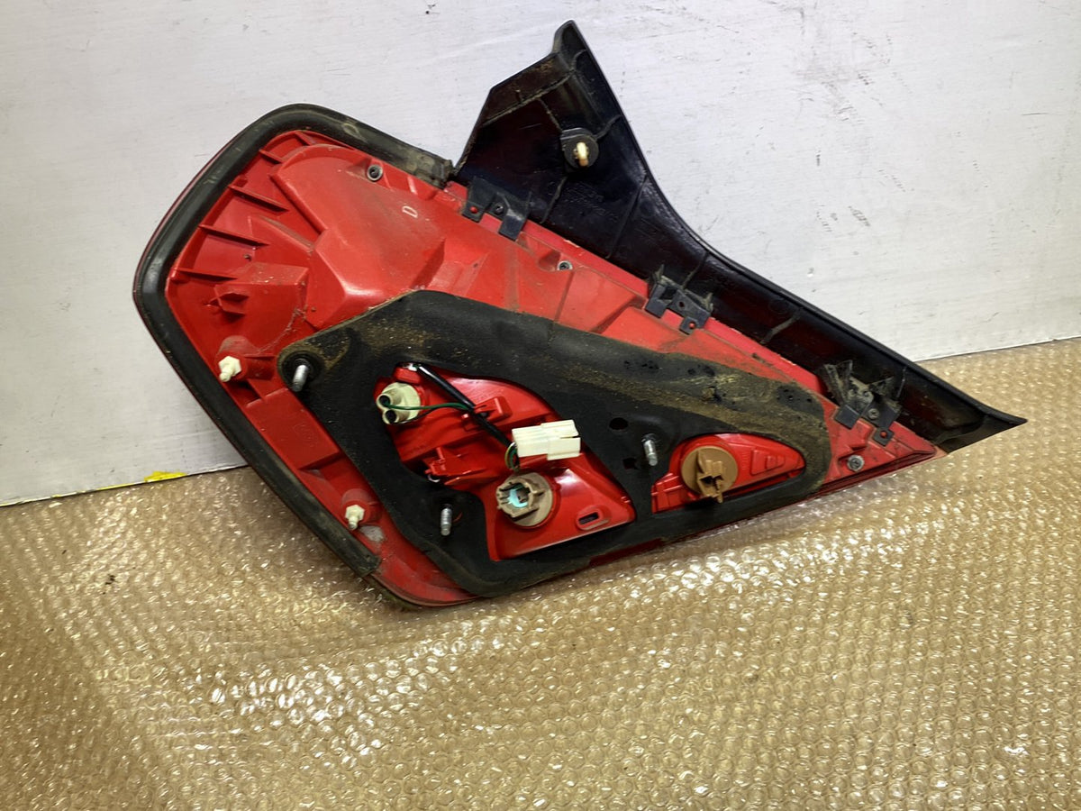 2004 Nissan Bluebird - Right Taillight PN: see photos