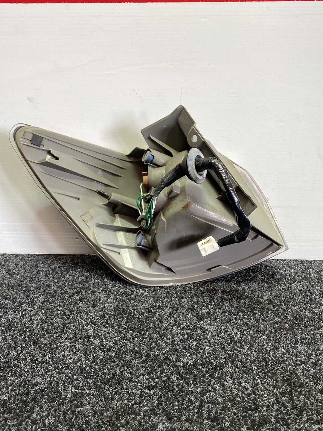 2007 Used Toyota Caldina - Right Taillight PN: 21-68