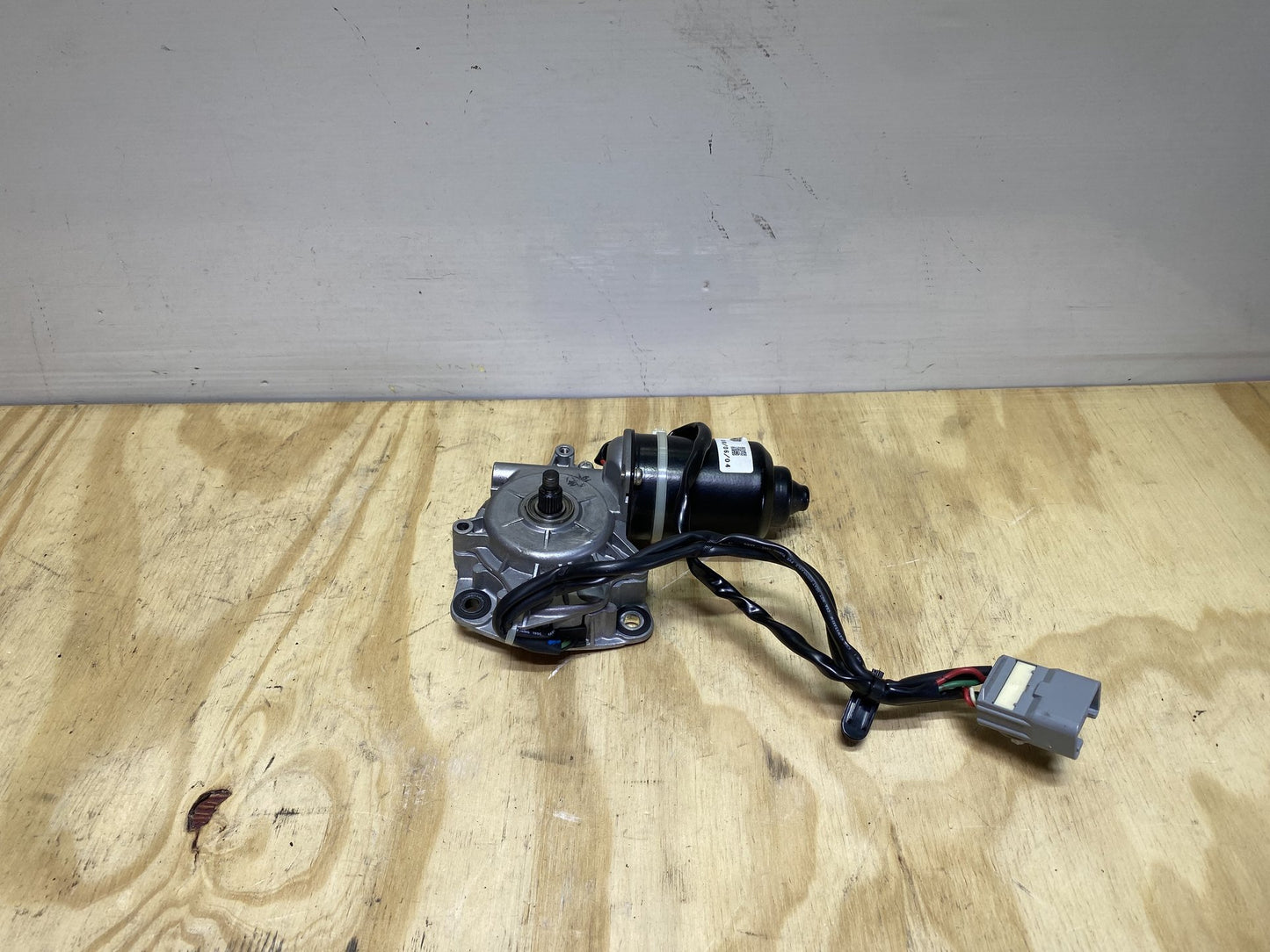 2008 Nissan Serena C25 - Left Sliding Door Motor PN: see photo