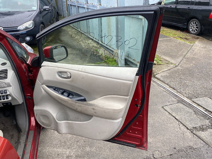 2011 Nissan Leaf ZE0  Dismantling For Parts
