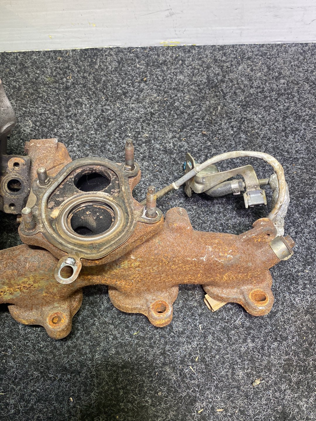2014 - Turbo Exhaust Manifold PN: 8201393207-03590R--D