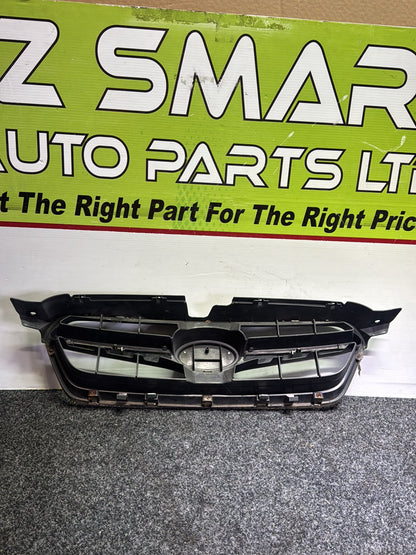 2006 Subaru Legacy BL5 - Upper Bumper Grille