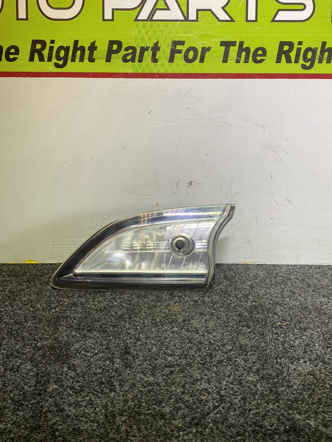 2011 Mazda Axela - Right Tailgate Light